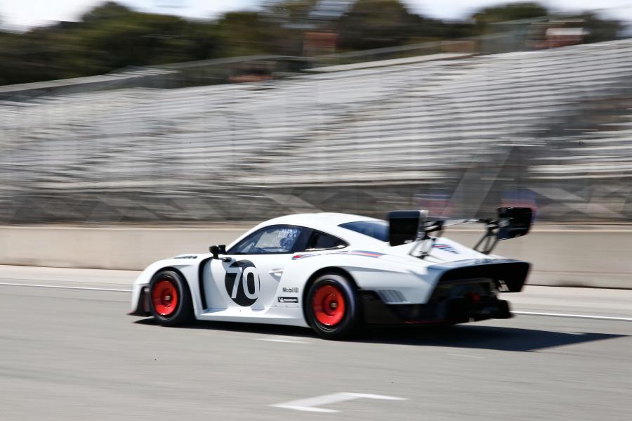  Porsche 935 (991) 2019 года  (фото 3 из 73)